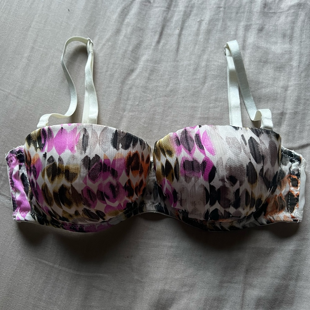 Like New! Colorful Balconette Bra 💜🤍🧡🖤